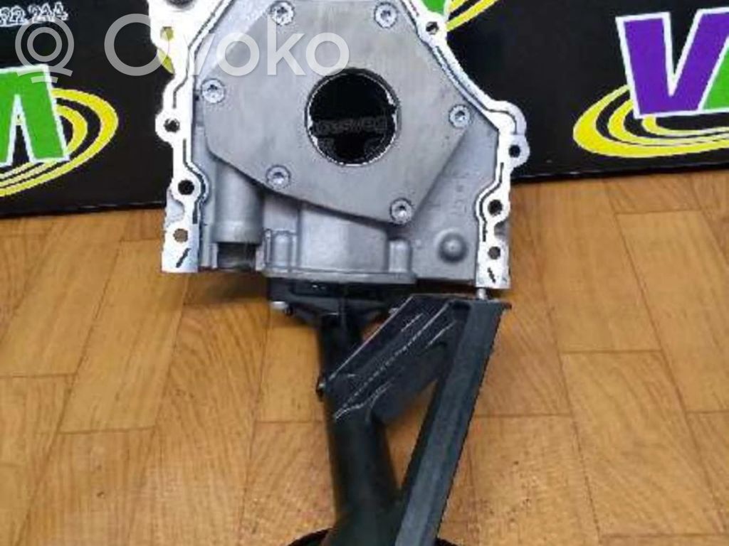 Oil pump   10973