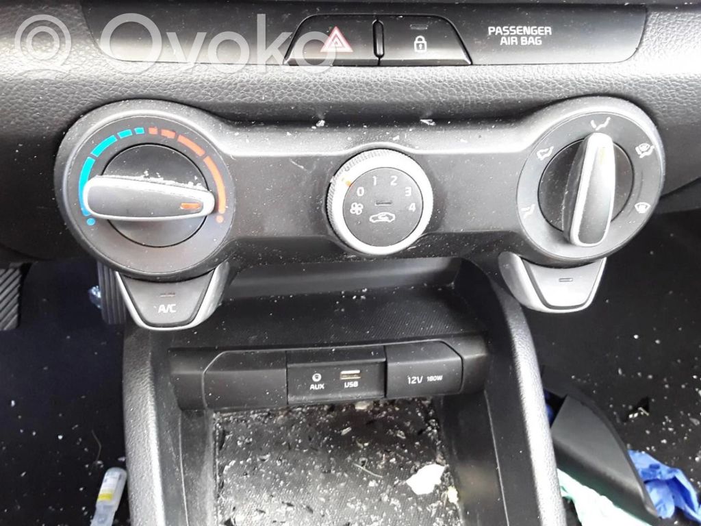 KIA Rio Climate control unit 