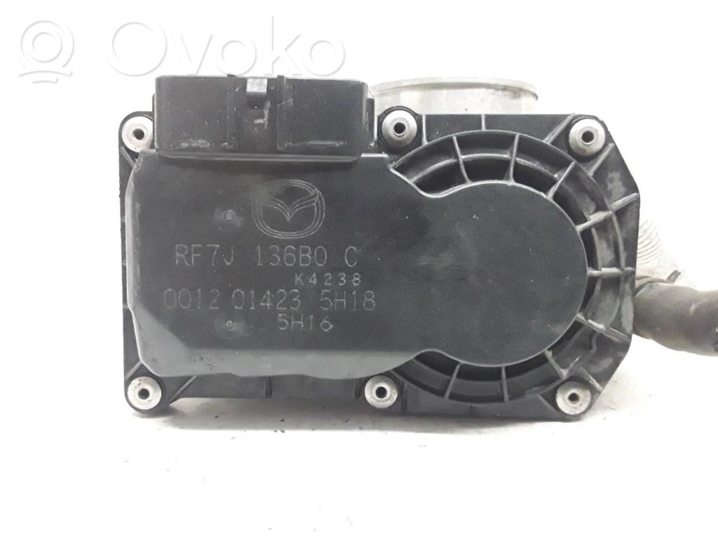 Throttle valve   RF7J136B0