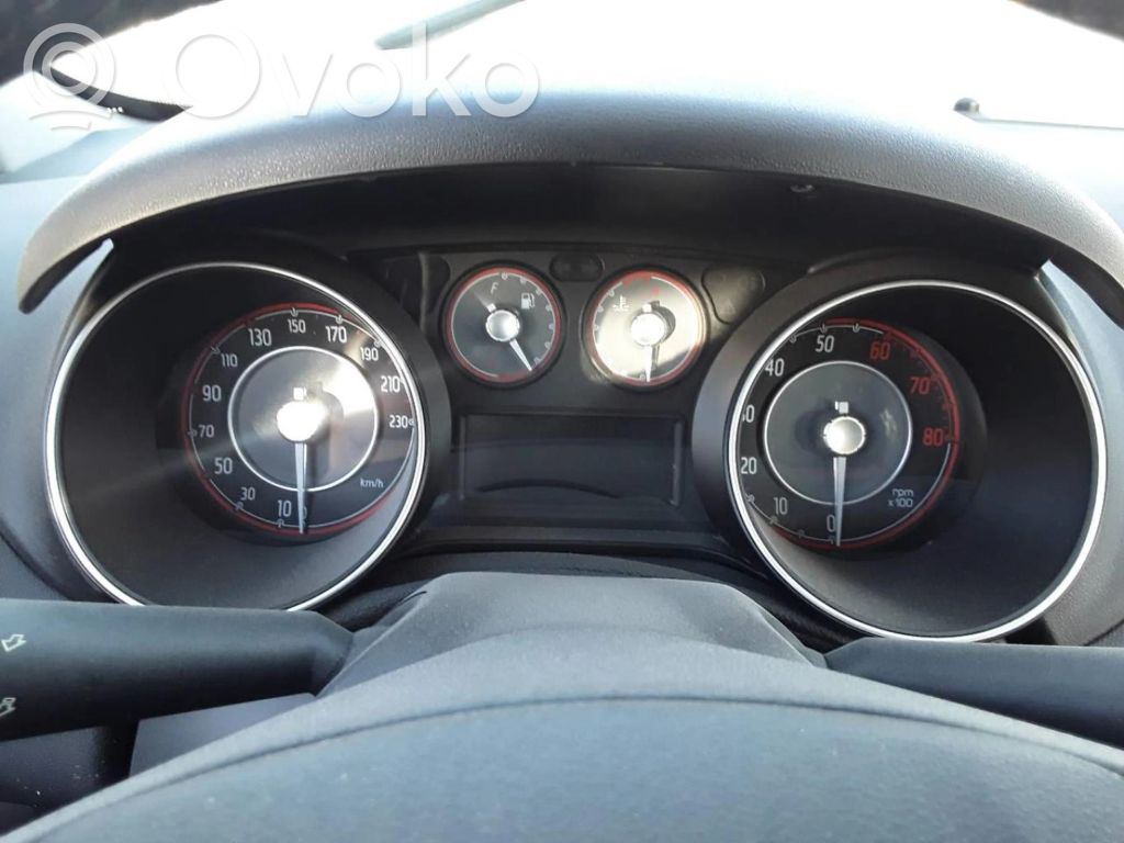 Fiat Punto (199) Geschwindigkeitsmesser Cockpit 