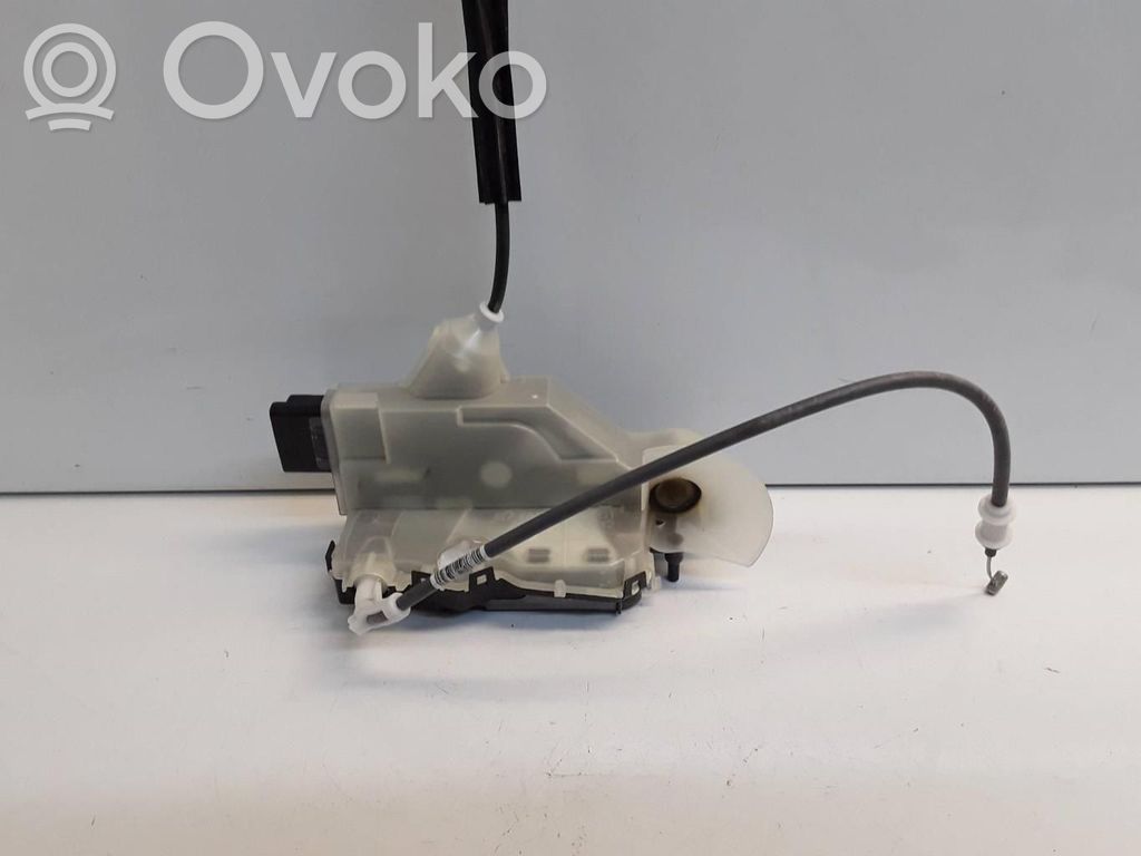 Citroen C3 Front door lock 