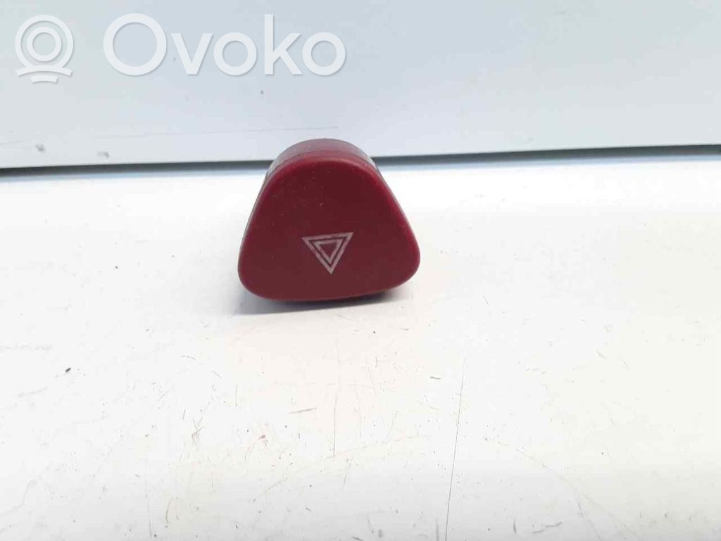 Botón interruptor de luz de peligro   96405776KR