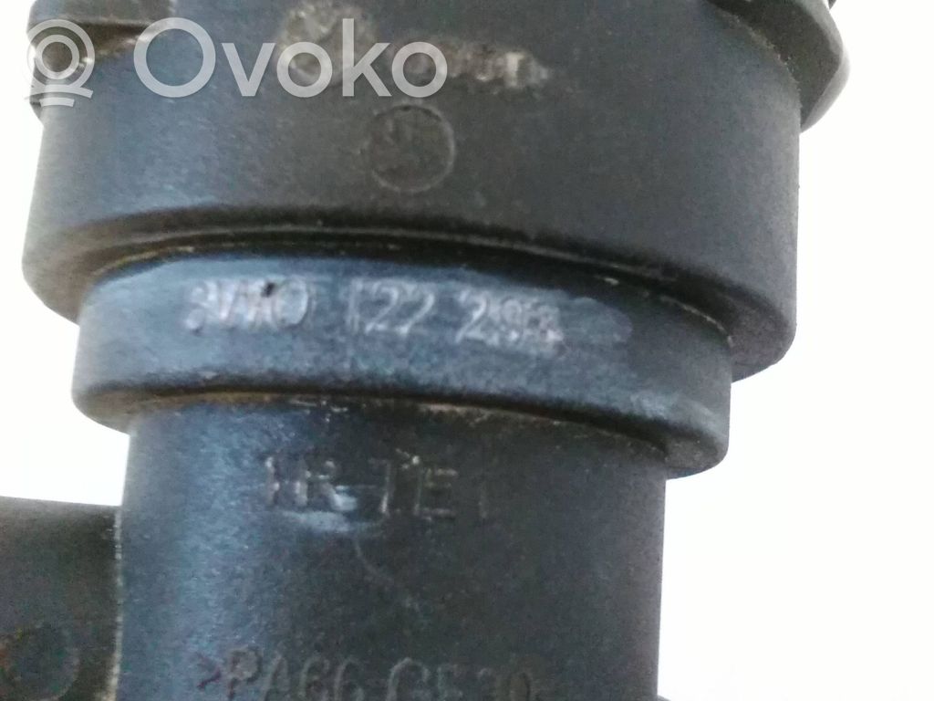 Audi A4 S4 B9 Engine coolant pipe/hose 