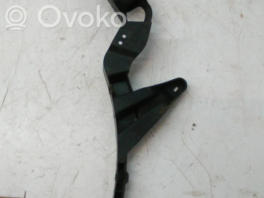 Front bumper mounting bracket   8Z0854729