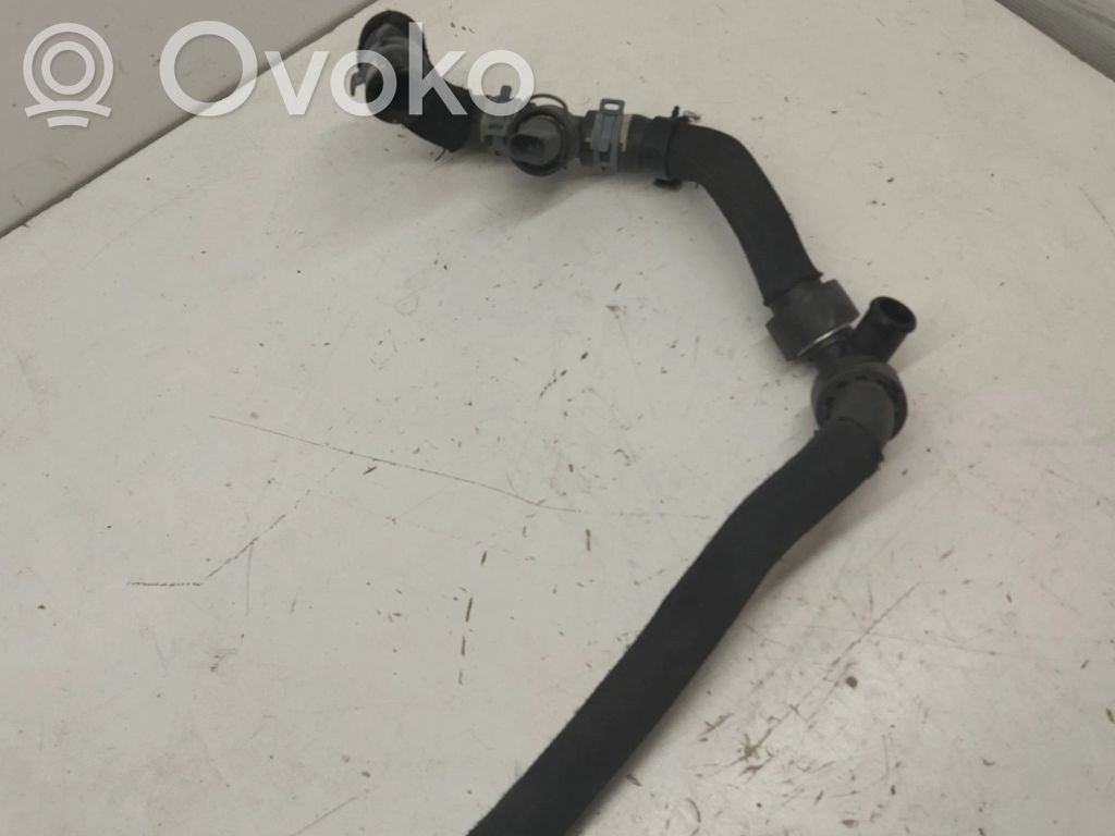 Engine coolant pipe/hose   4M0121036D,15164801S
