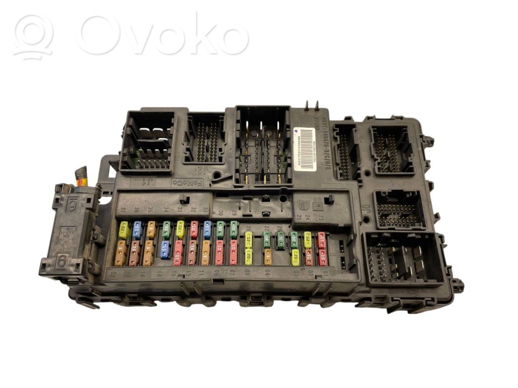 Ford Mondeo MK V Fuse module 