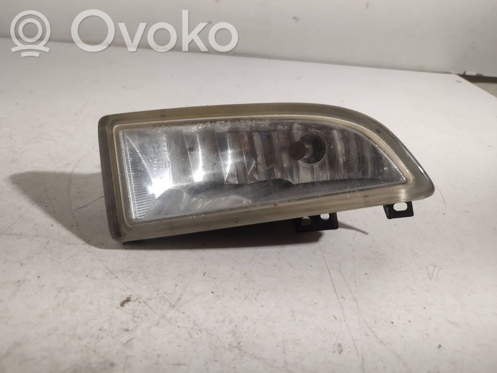 Miglas lukturis priekšā   P2575R