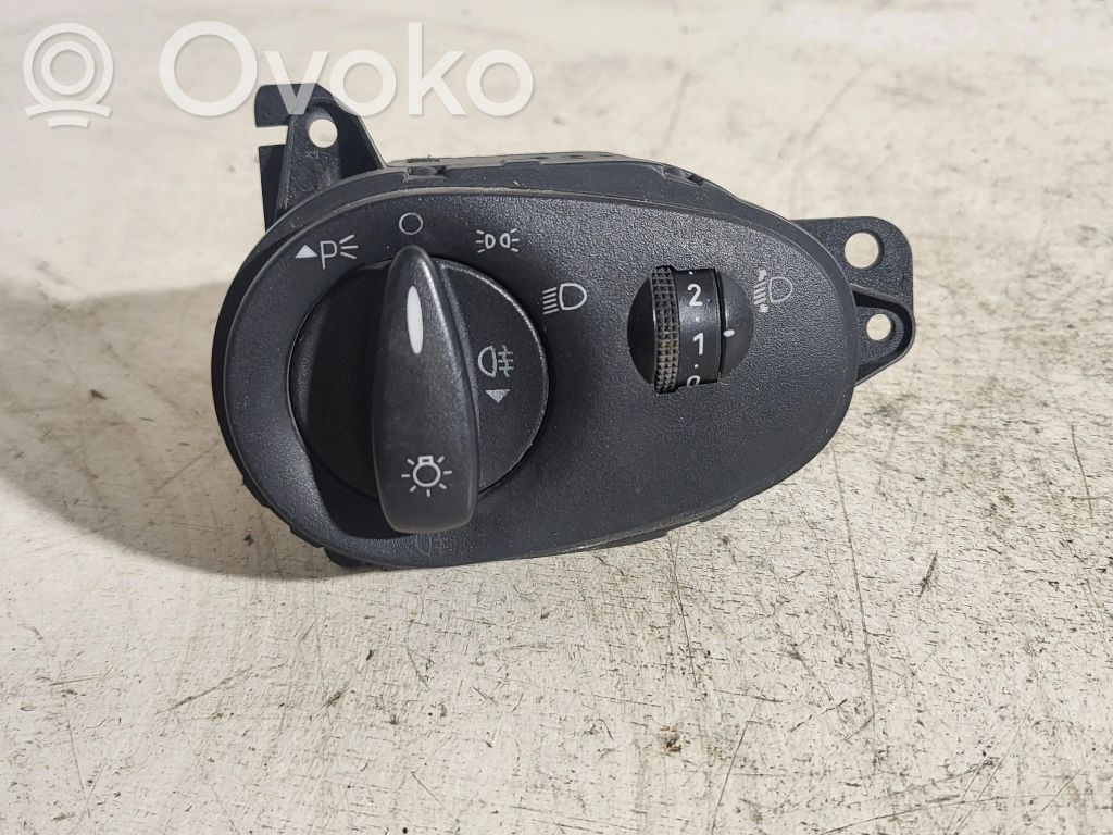 Ford Focus Light switch 