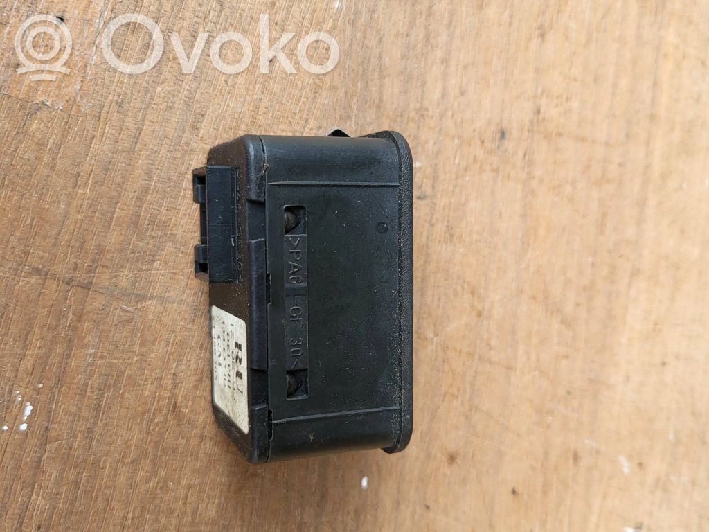 Electric window control switch   24409205,120602,13363202
