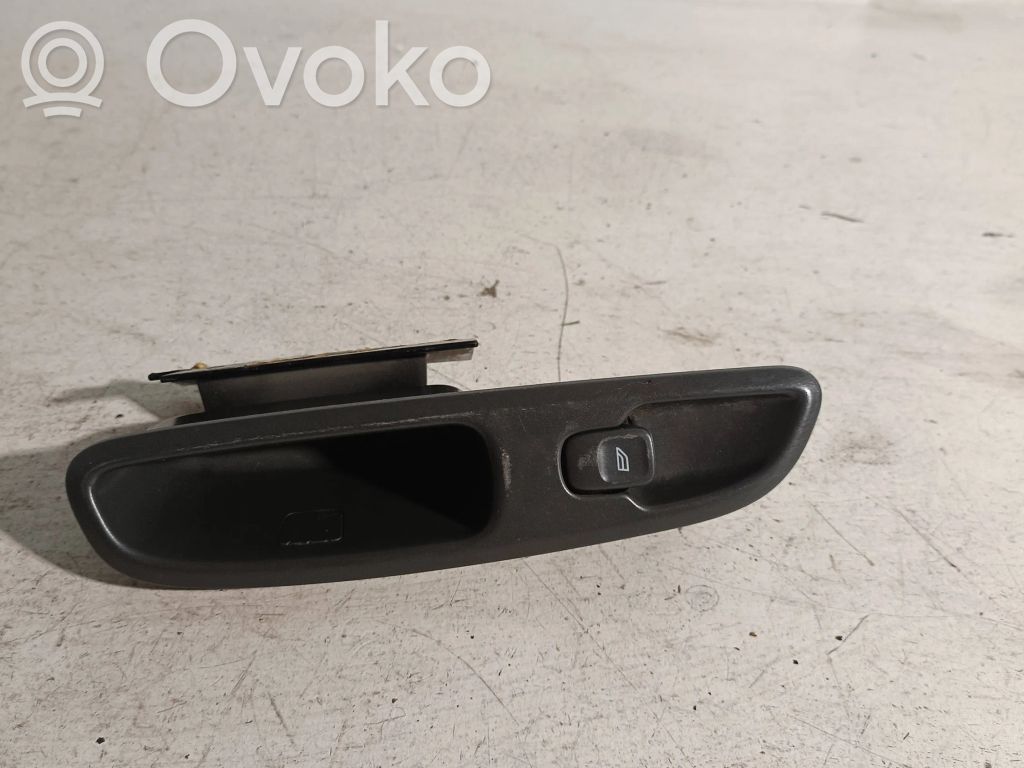 Electric window control switch   E8342