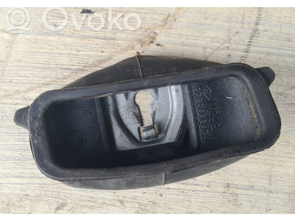 Renault Espace IV Takaoven pidätin 
