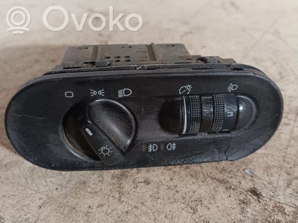 Volkswagen Sharan Light switch 