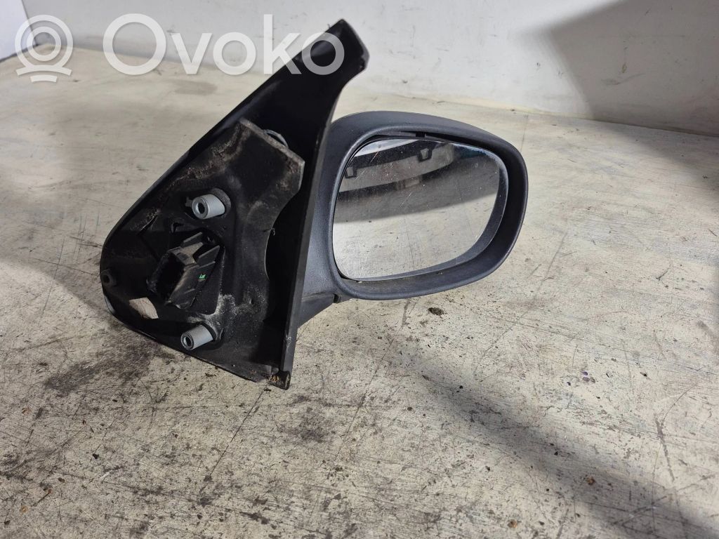 Renault Clio II Front door electric wing mirror 