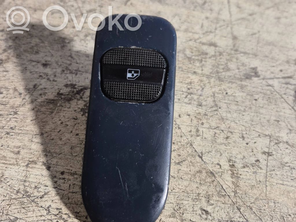 Electric window control switch   7M0867255,95VWA17167