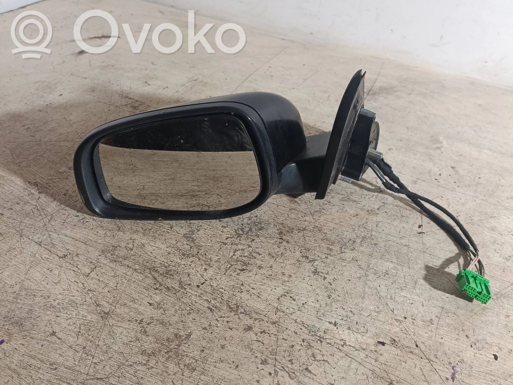 Elektryczne lusterko boczne drzwi przednich   11015846,978910