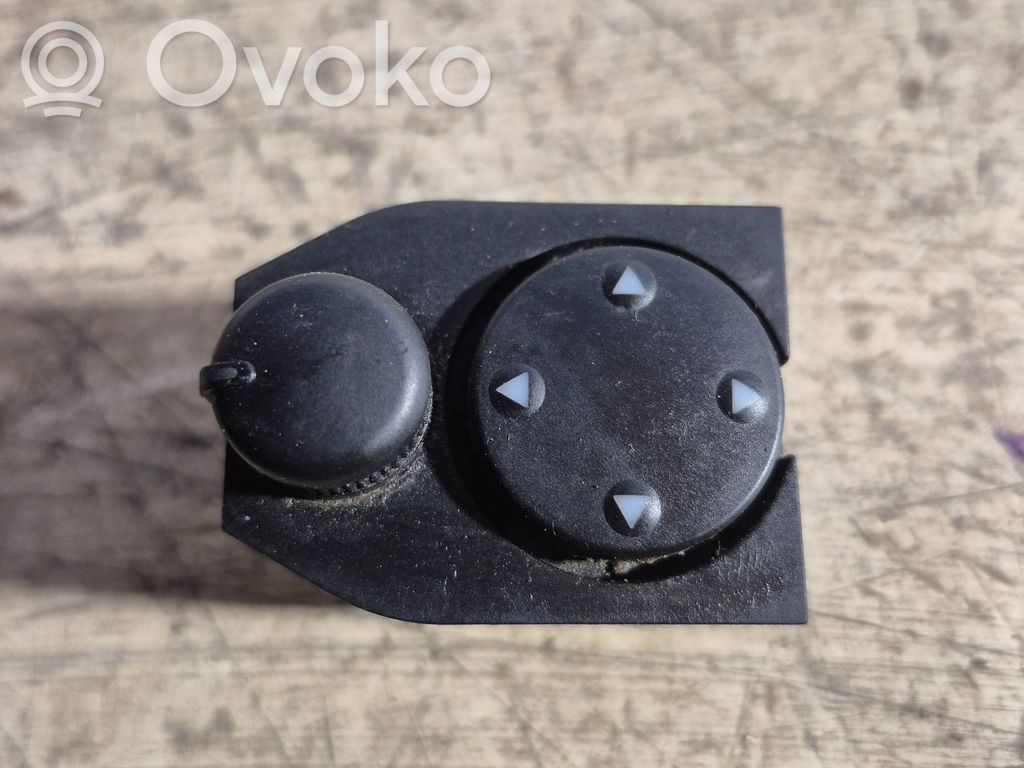 Audi A3 S3 8L Wing mirror switch 