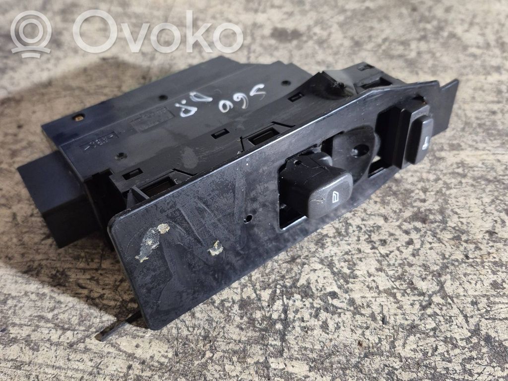 Volvo S60 Electric window control switch 