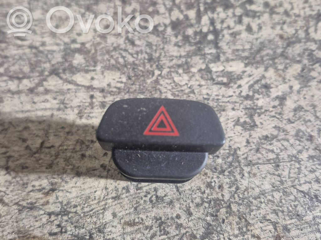 Ford Focus C-MAX Hazard light switch 
