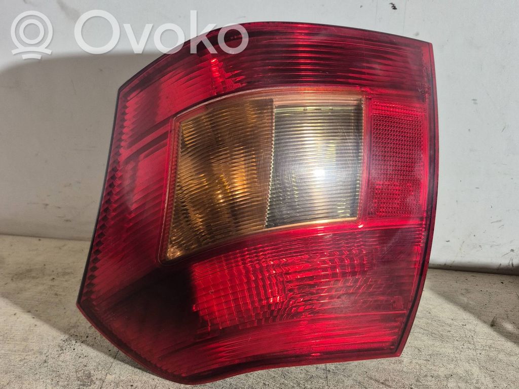Toyota Corolla Verso E121 Rear/tail lights 