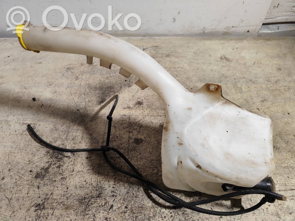Ford Fiesta Langų skysčio bakelis 