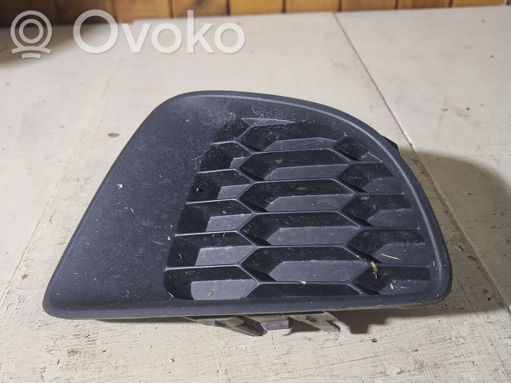 Mazda 2 Front bumper lower grill 
