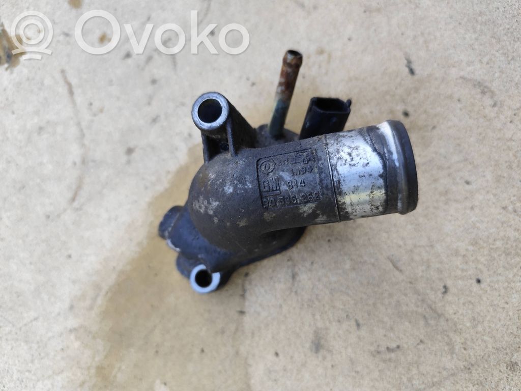 Opel Astra G Obudowa termostatu 