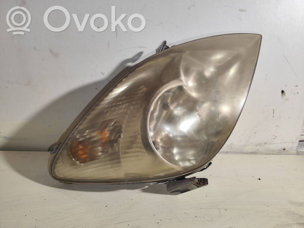 Toyota Corolla Verso E121 Scheinwerfer 