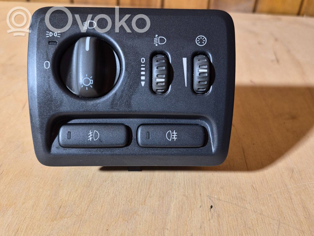 Volvo V70 Light switch 