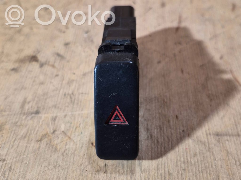 Hazard light switch   03190010,B25D664H0