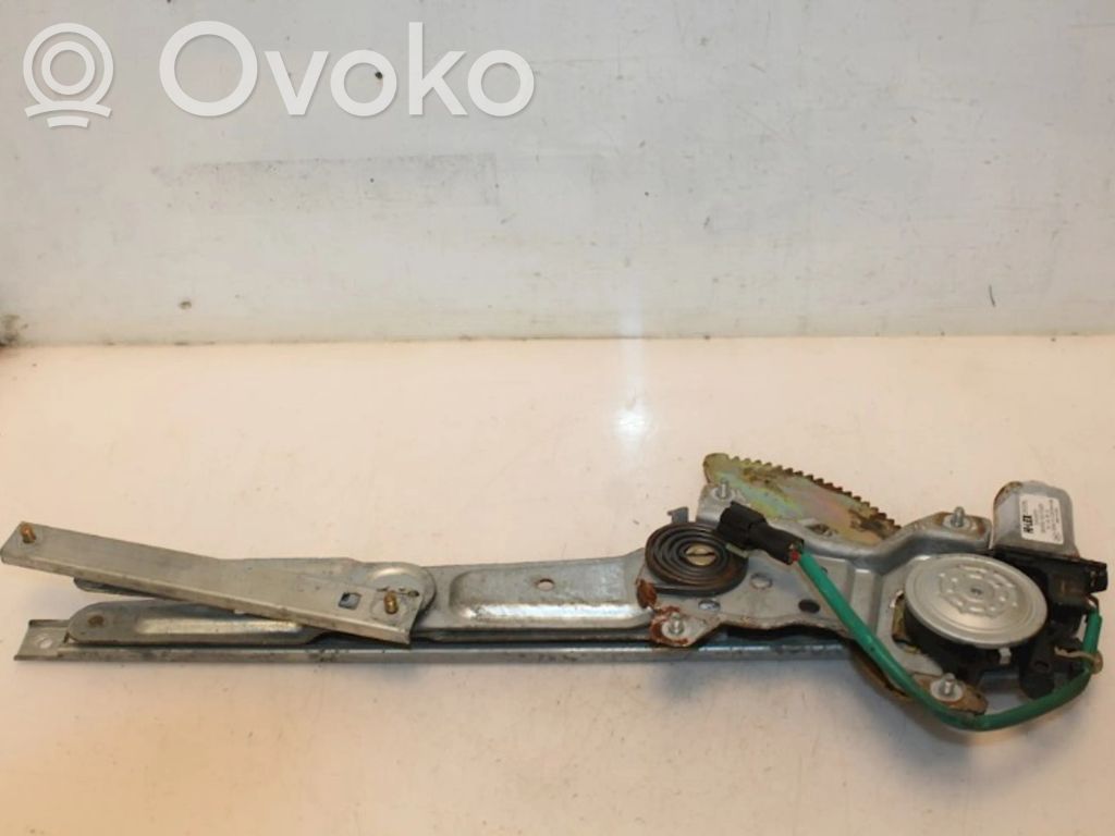 KIA Carens I Macara geam spate manuală 