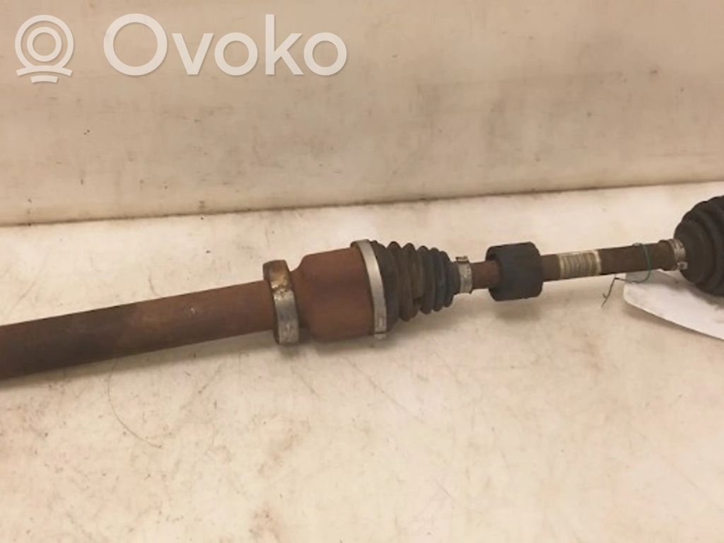 Etuvetoakseli   CV173B436AF,CV173B436AF