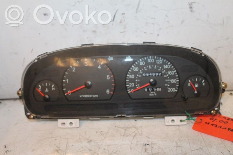 KIA Carnival Spidometrs (instrumentu panelī)