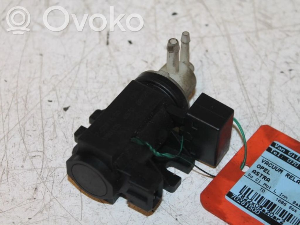 Opel Astra G Válvula de vacío 
