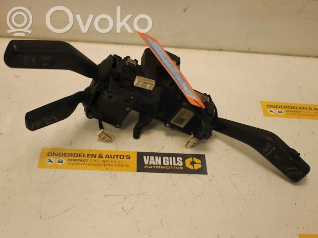 Volkswagen PASSAT B7 Boutons / interrupteurs volant