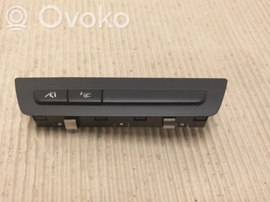 BMW 5 F10 F11 Inne przełączniki i przyciski 