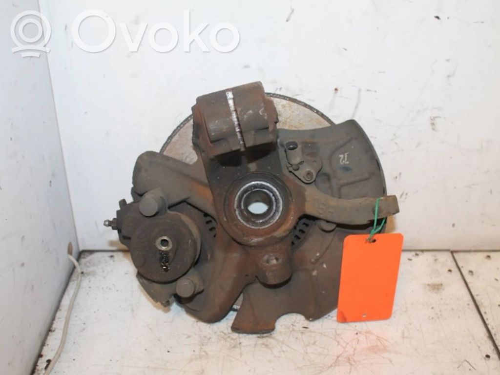 Volkswagen Golf IV Zwrotnica koła przedniego 