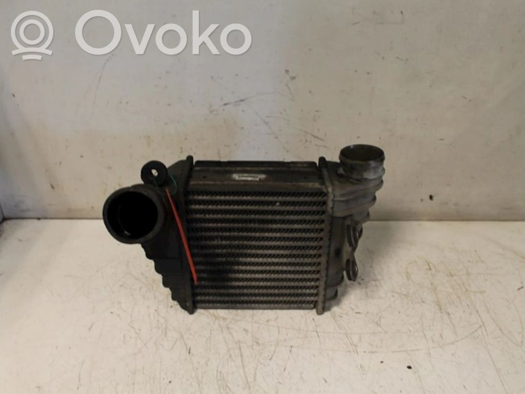 Volkswagen Golf IV Radiatore intercooler