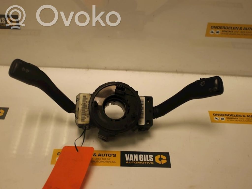 Volkswagen Golf IV Boutons / interrupteurs volant