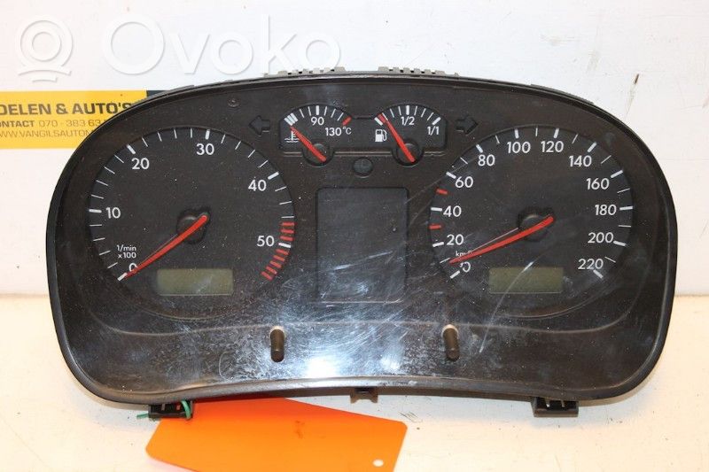 Volkswagen Golf IV Compteur de vitesse tableau de bord 