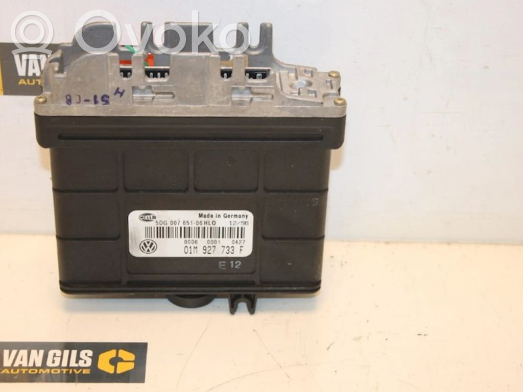 Volkswagen Golf III Gearbox control unit/module 