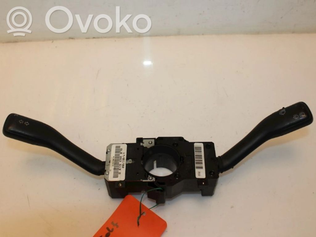 Volkswagen Golf IV Boutons / interrupteurs volant 
