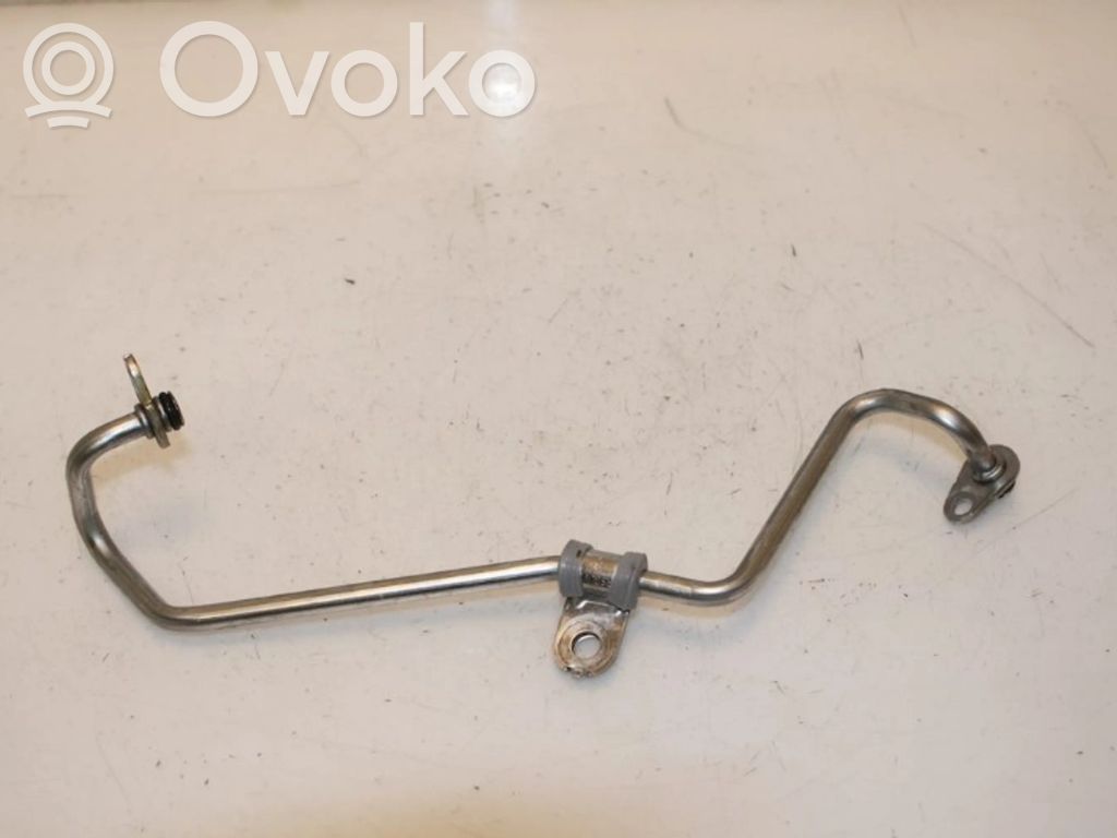 Volkswagen Polo VI Tubo di raffreddamento dell'olio 