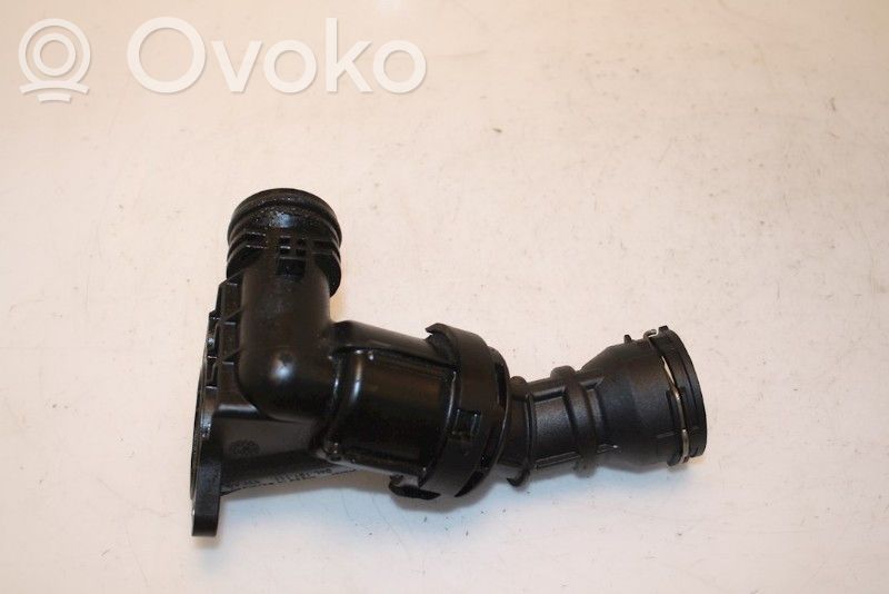 Volkswagen Golf VII Obudowa termostatu 