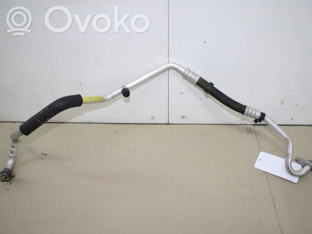 Opel Astra J Tuyau de climatisation 