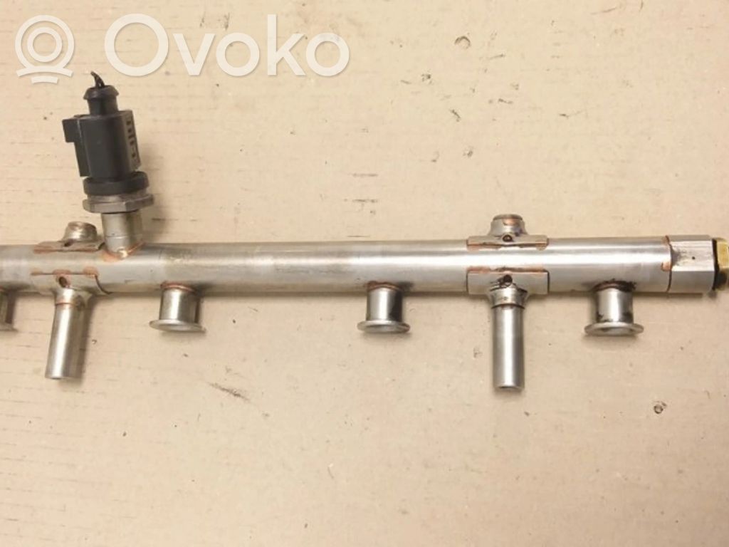 Volkswagen Golf VII Rampă alimentare injectoare 