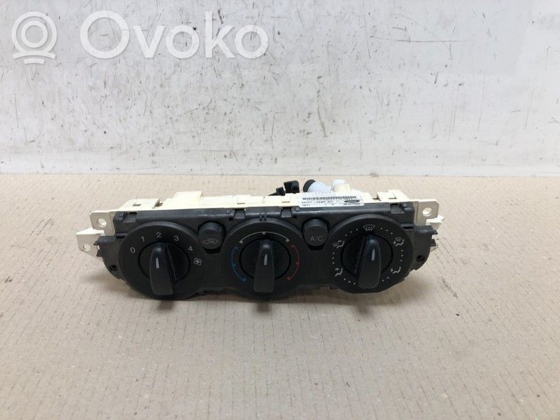 Ford C-MAX I Ilmastoinnin ohjainlaite