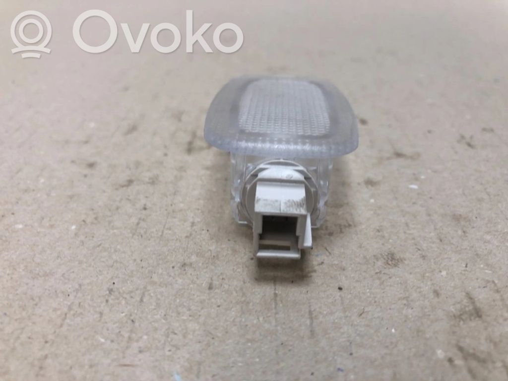 Mercedes-Benz B W246 W242 Luz del asiento trasero