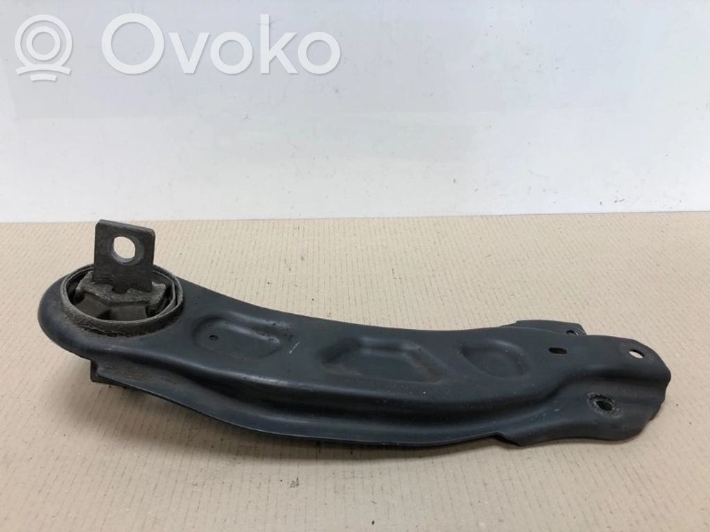 Mercedes-Benz A W176 Braccio di controllo sospensione posteriore