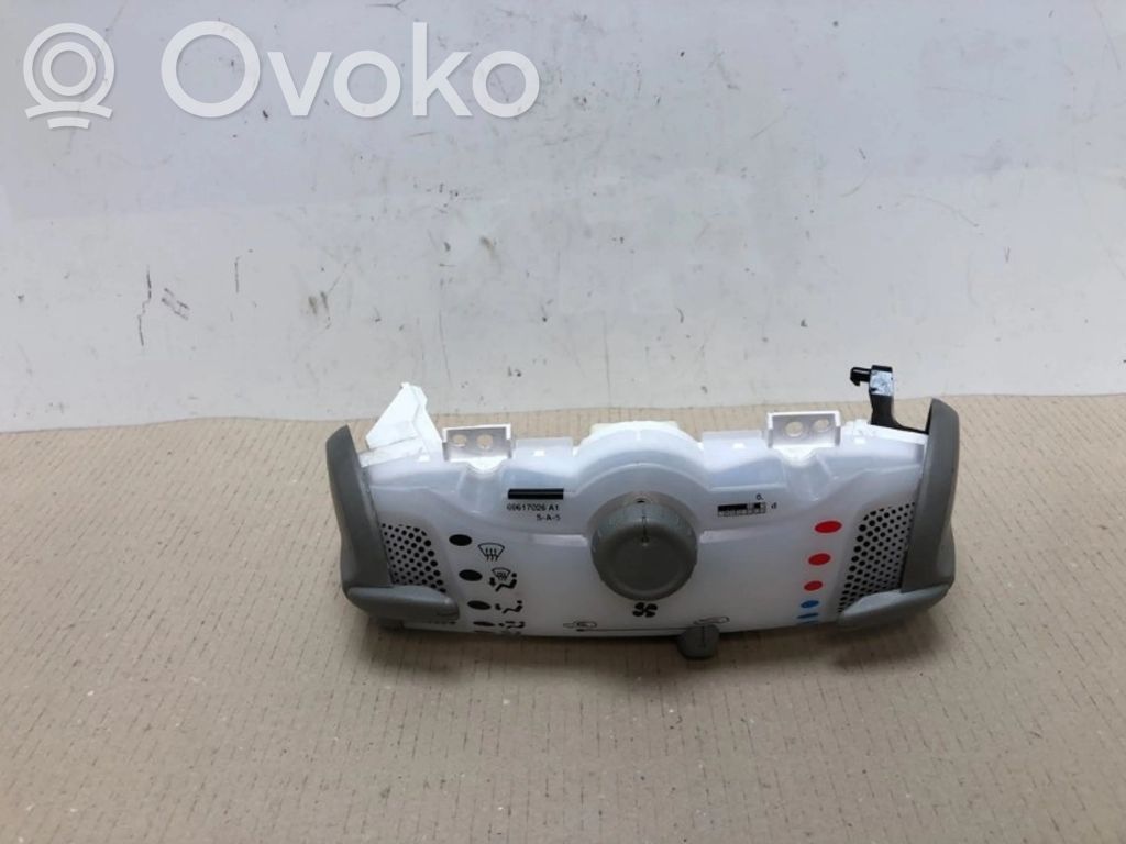 Toyota Aygo AB10 Centralina del climatizzatore