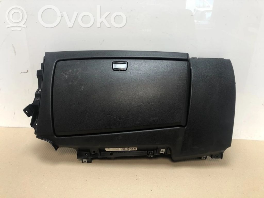 Hansikaslokero   7124554,7124554